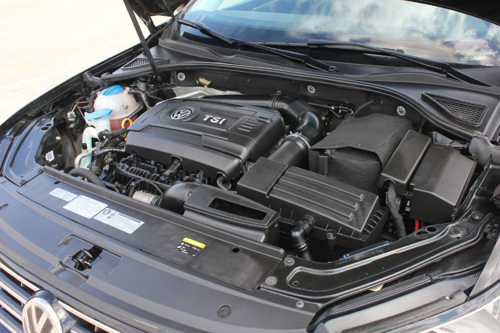 Used 2016 Volkswagen Passat 1.8T SE image 53
