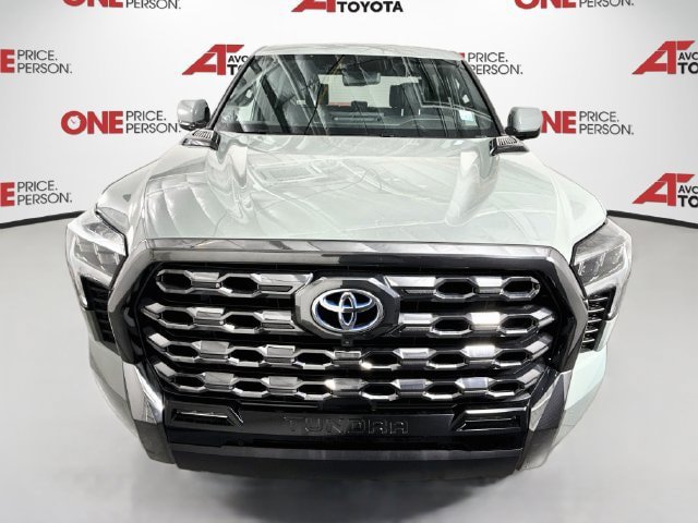 Used 2024 Toyota Tundra Platinum AWD/4WD image 2