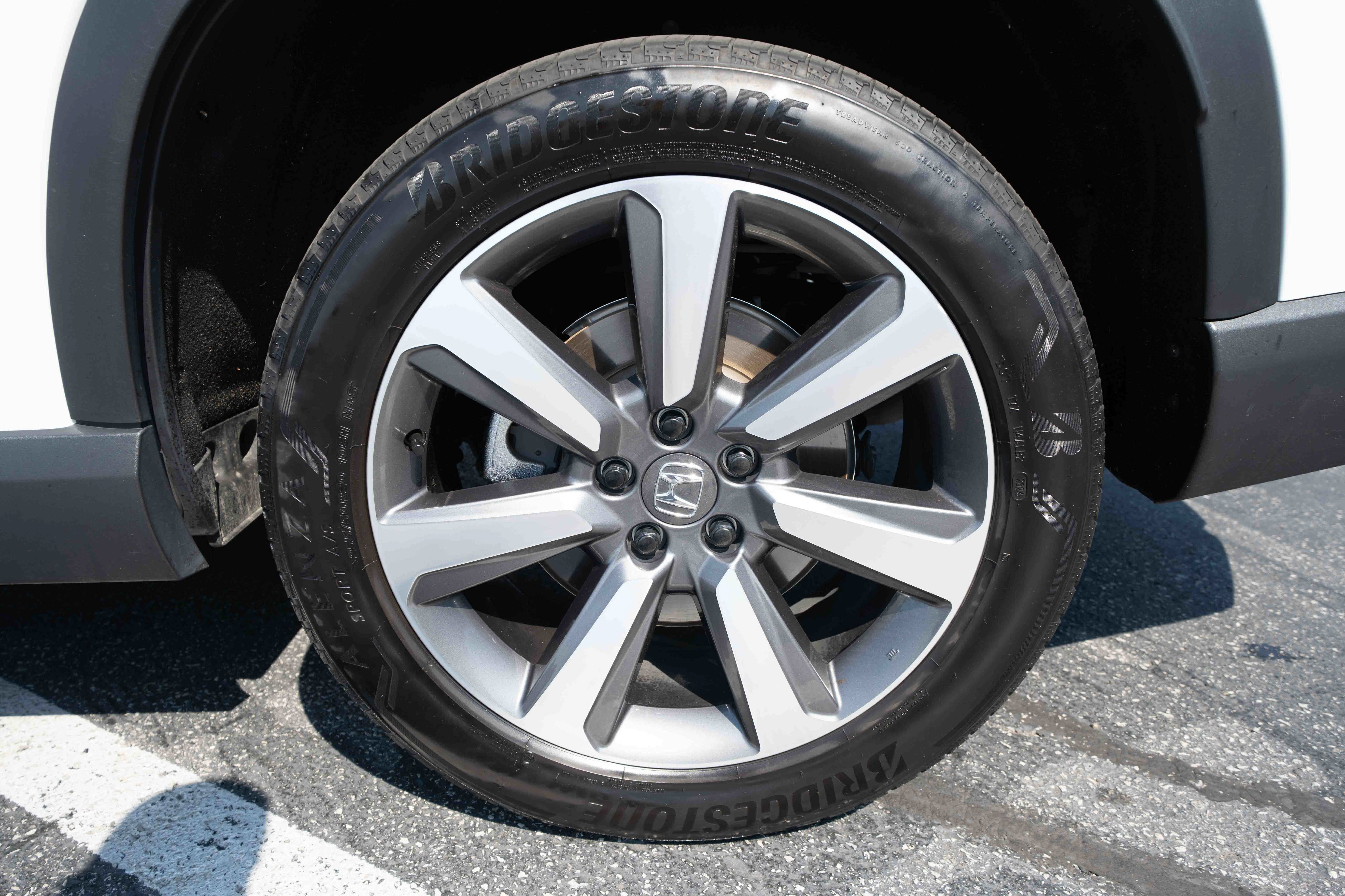 Certified 2025 Honda Pilot Elite image 30