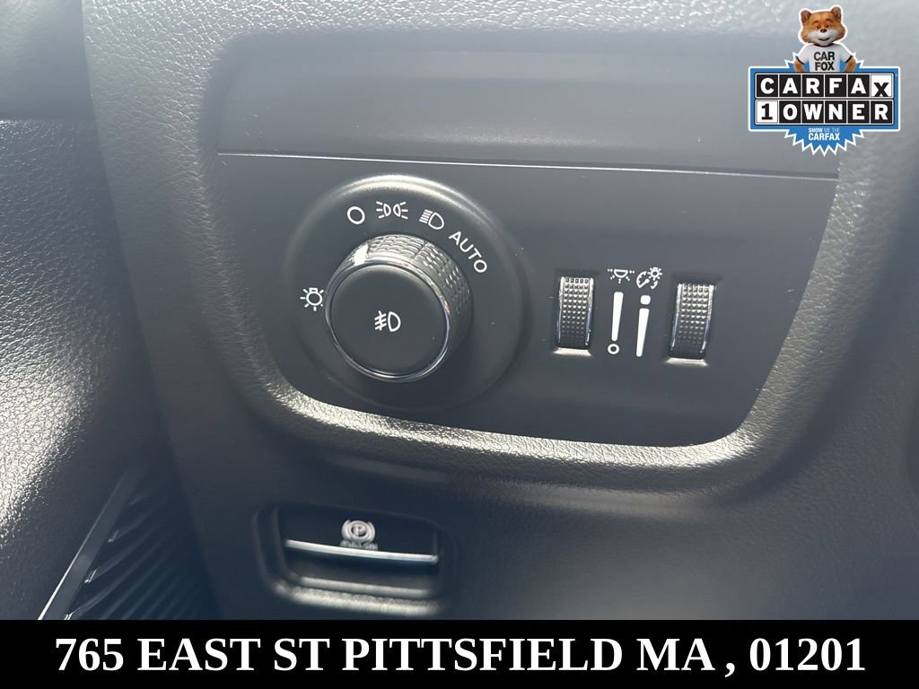 Used 2022 Jeep Grand Cherokee Overland w/ Adv Protech Group III image 34