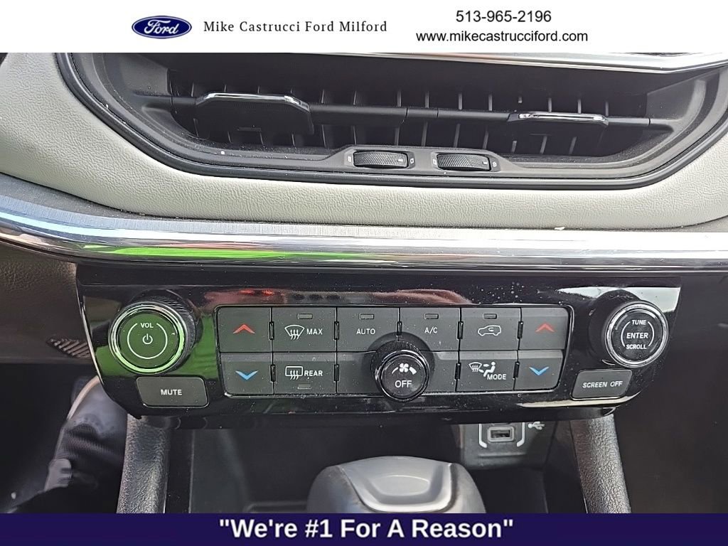 Used 2024 Jeep Compass Limited image 10