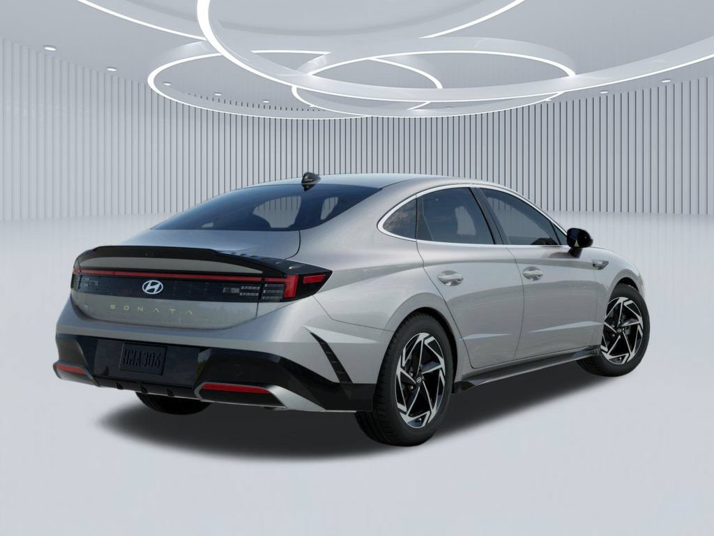 New 2026 Hyundai Sonata SEL FWD image 4