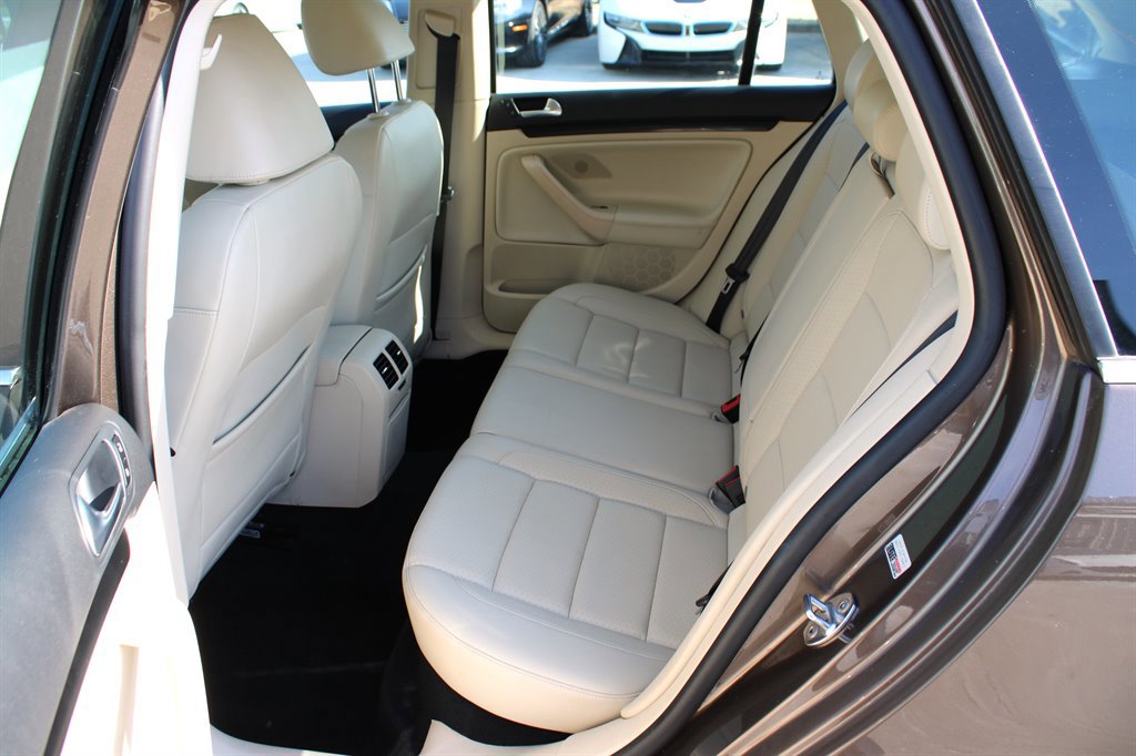 Used 2014 Volkswagen Jetta TDI image 19