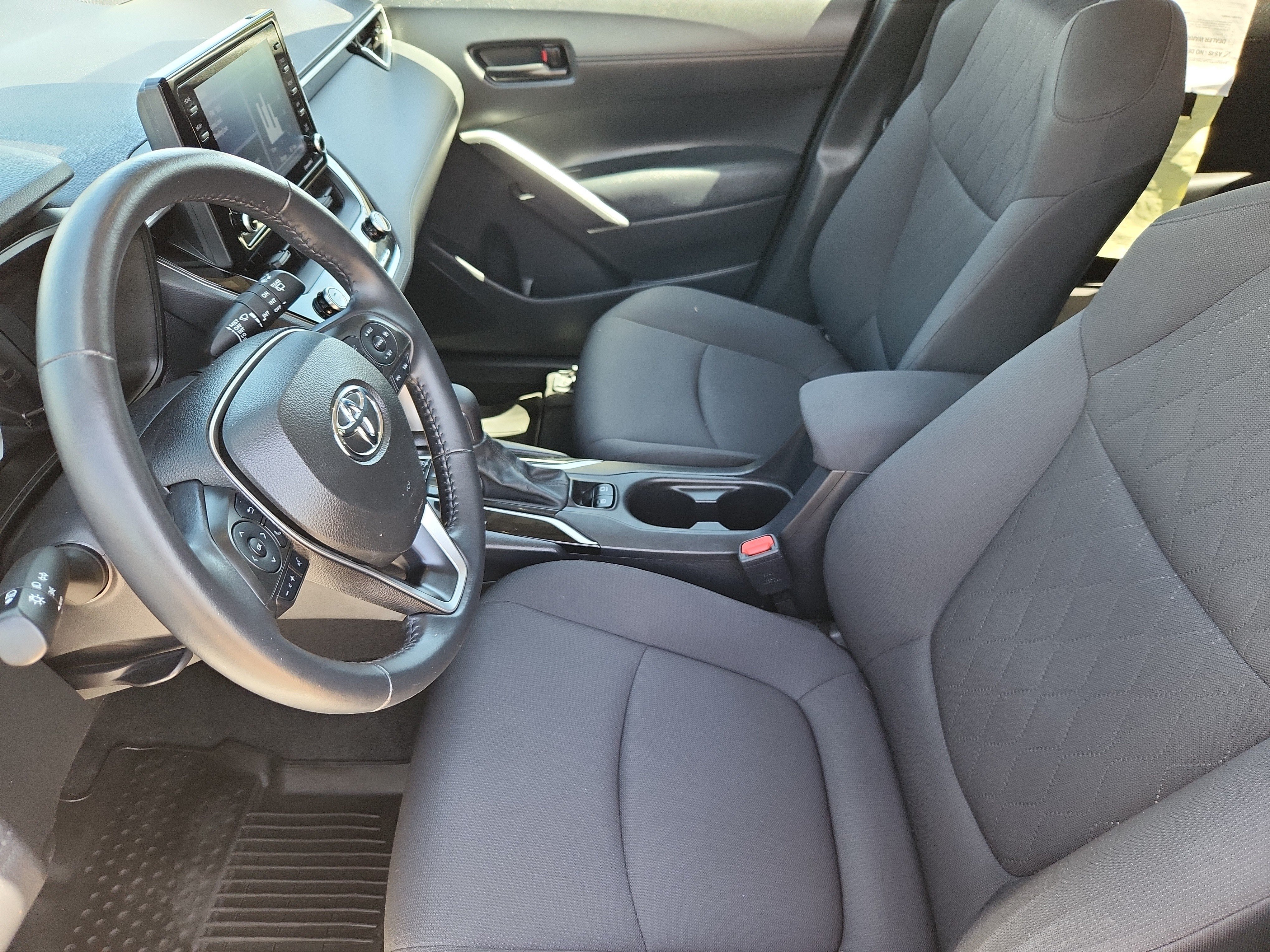 Used 2022 Toyota Corolla Cross LE w/ Moonroof Package AWD/4WD image 9
