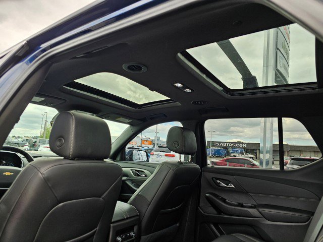 Used 2023 Chevrolet Traverse LT w/ LT Premium Package image 27