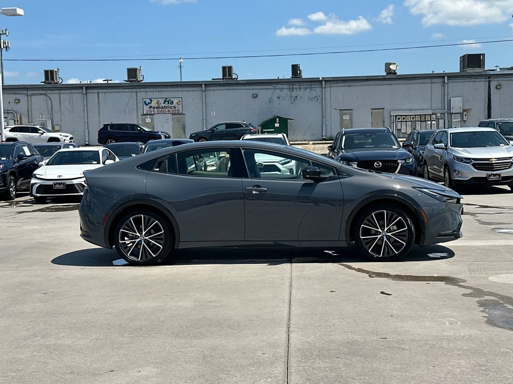 Used 2025 Toyota Prius Limited FWD image 7