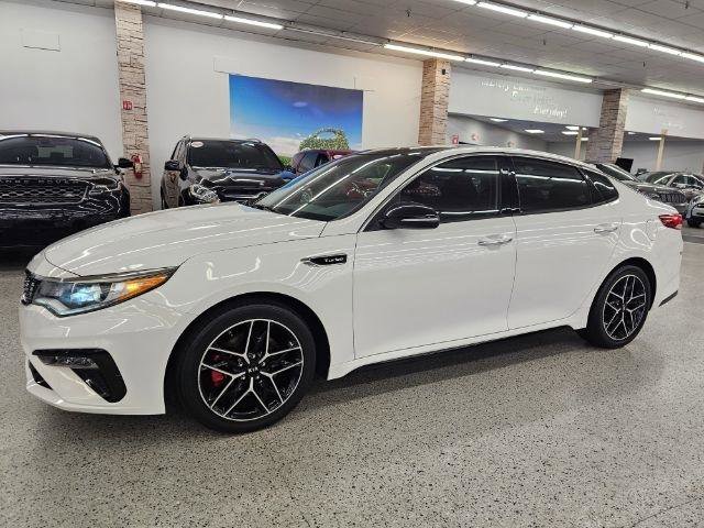Used 2020 Kia Optima SX FWD image 1