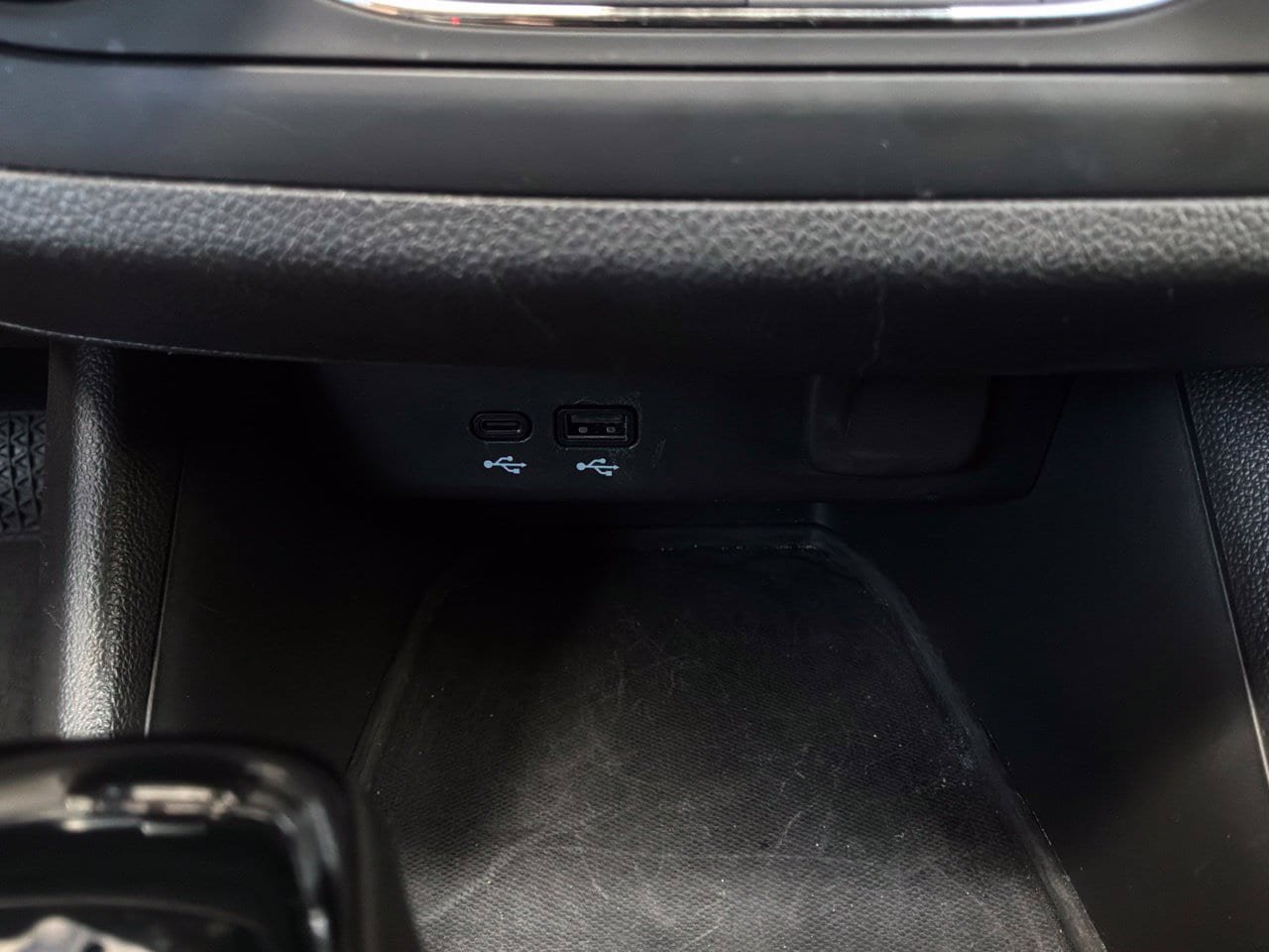 Used 2026 Buick Envista Sport Touring FWD image 25