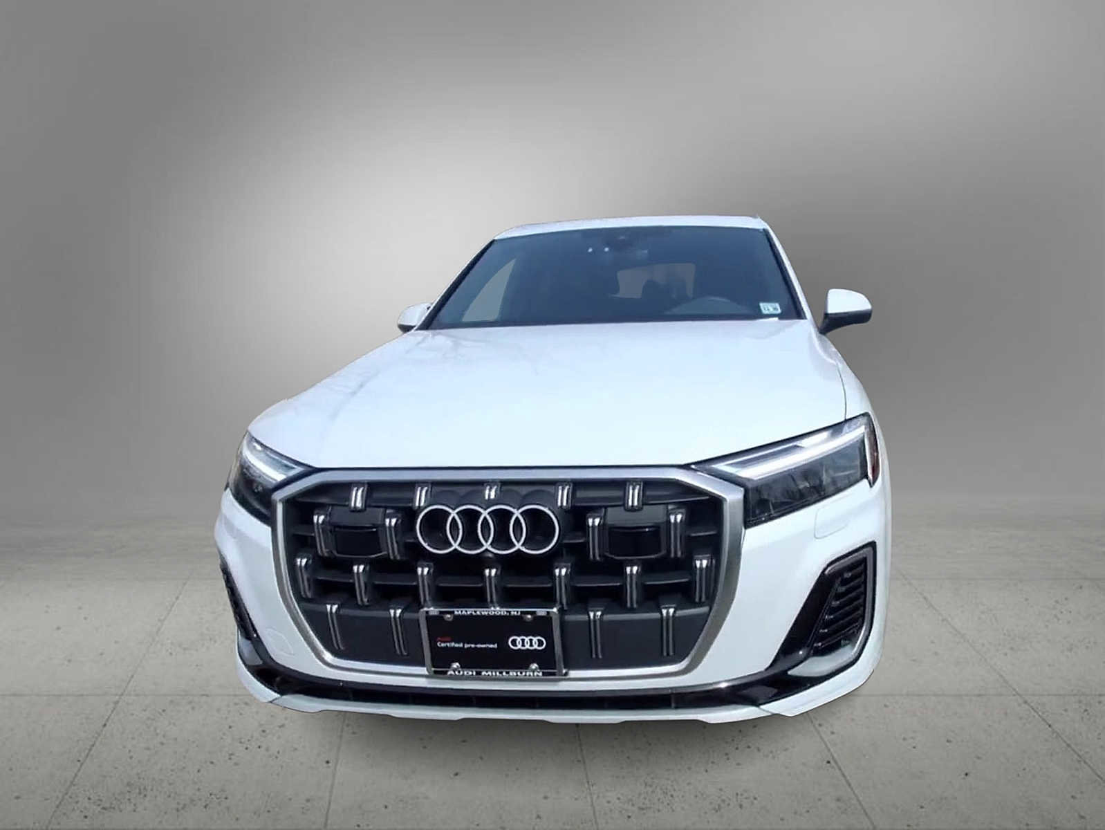 Certified 2025 Audi Q7 3.0T Premium Plus image 3