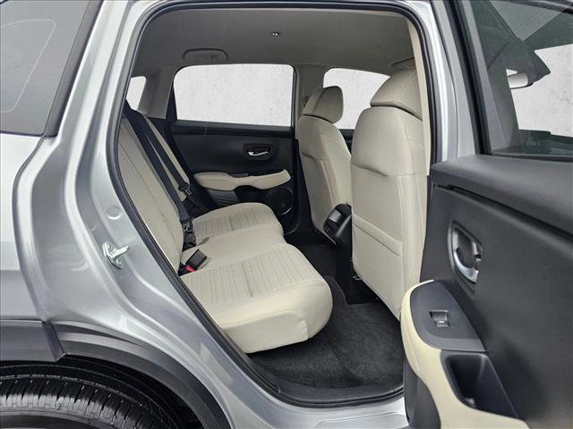 Used 2025 Honda HR-V LX image 11