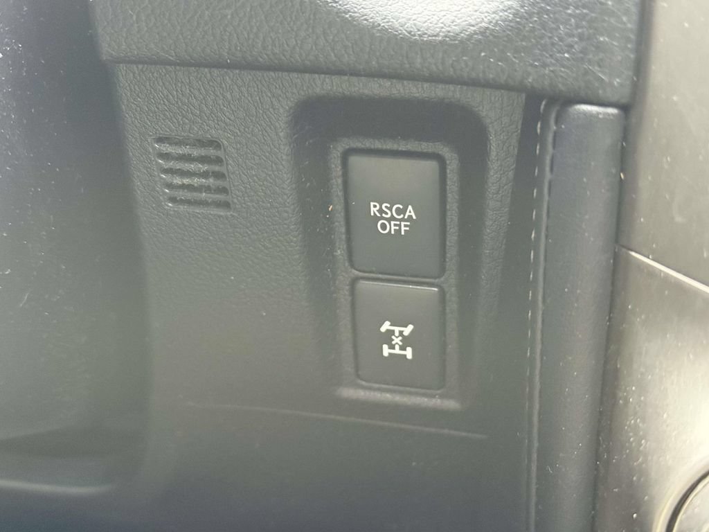 Used 2011 Lexus GX 460 Premium AWD/4WD image 31