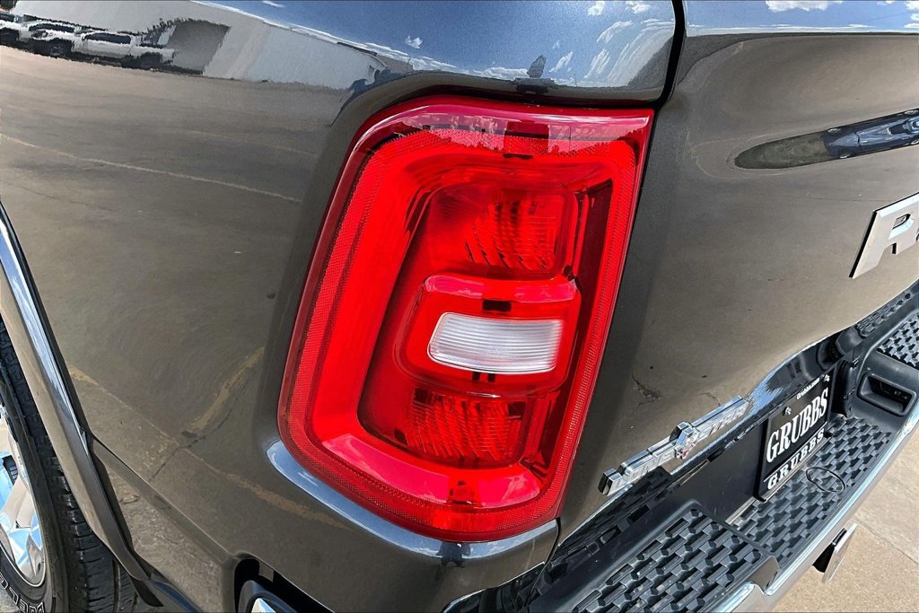 Used 2025 RAM 1500 Lone Star RWD image 37
