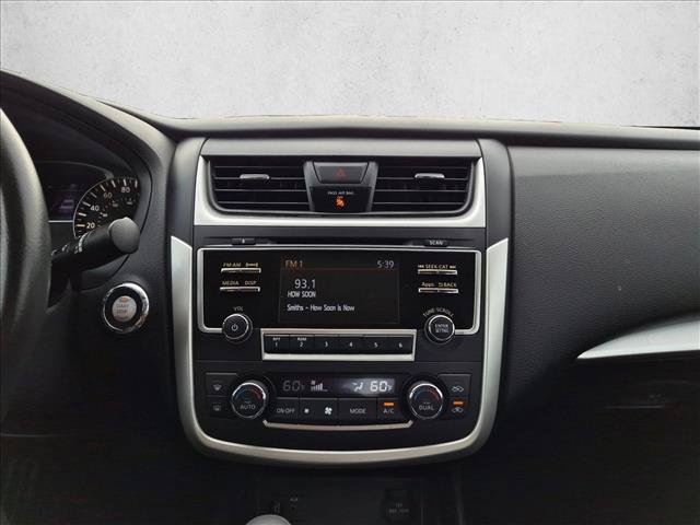 Used 2016 Nissan Altima 2.5 SV FWD image 13