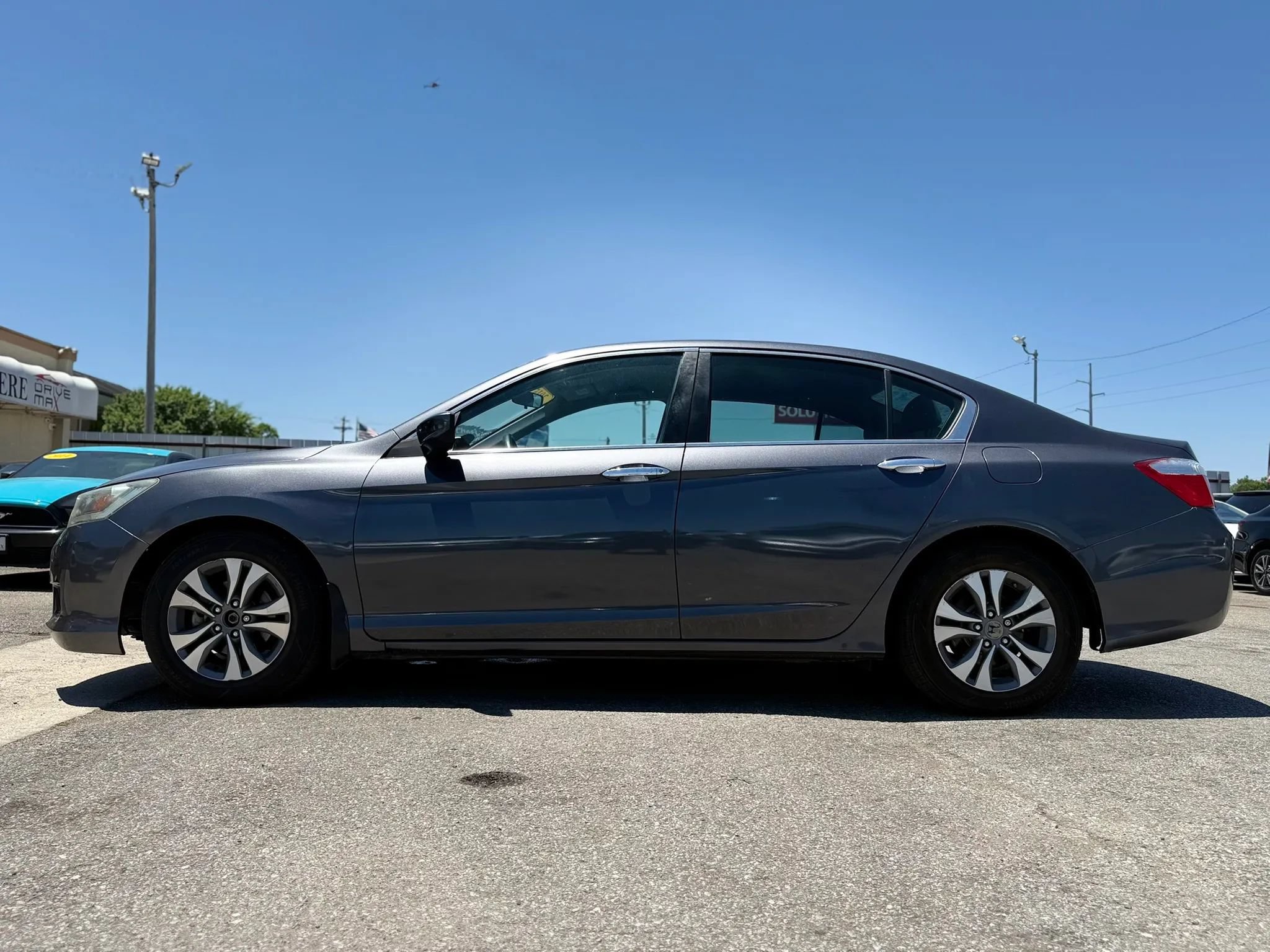 Used 2015 Honda Accord LX image 12