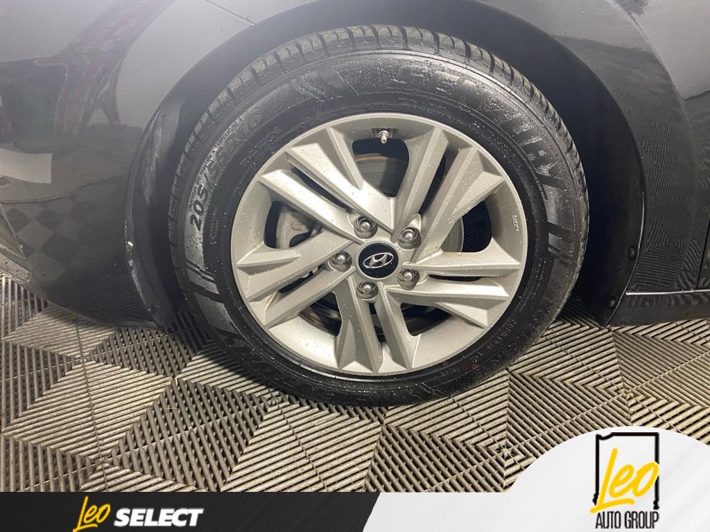 Used 2020 Hyundai Elantra SEL FWD image 23