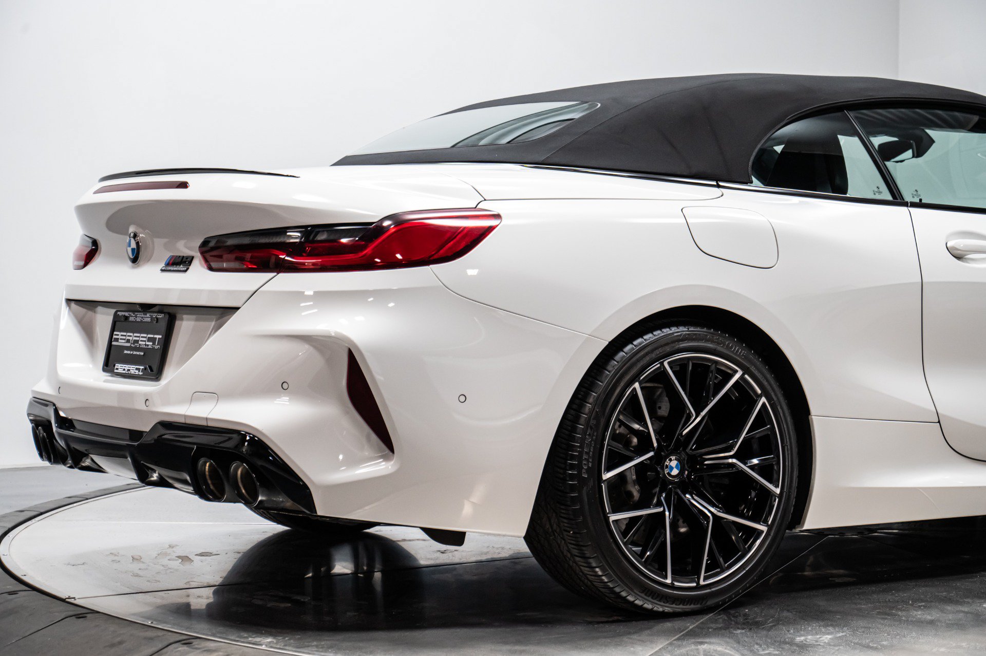 Used 2022 BMW M8 Competition AWD/4WD image 10