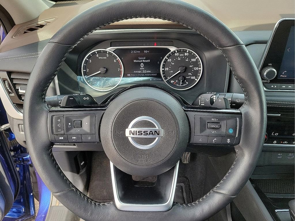 Used 2021 Nissan Rogue SV w/ Premium Package image 16