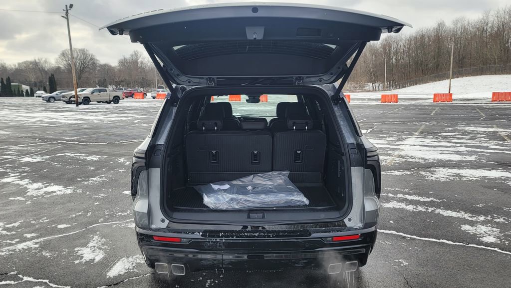 New 2026 Chevrolet Traverse RS image 11