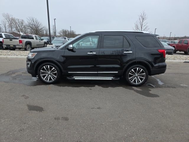 Used 2016 Ford Explorer Platinum AWD/4WD image 4
