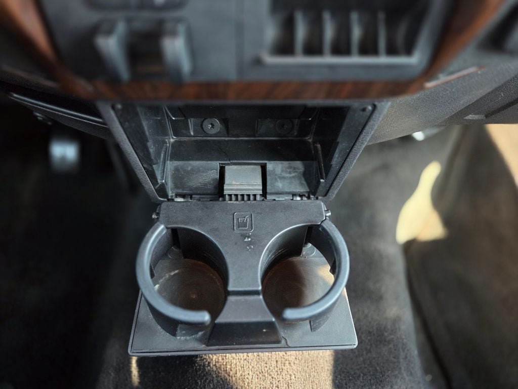 Used 2015 Ford F350 Lariat AWD/4WD image 26