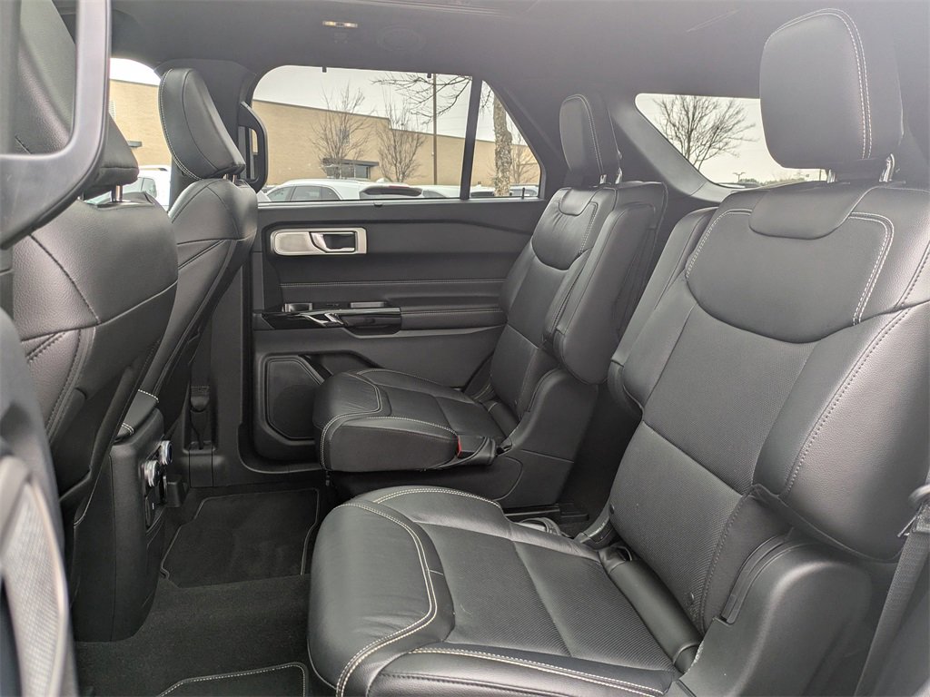 Used 2023 Ford Explorer ST w/ Equipment Group 401A image 13