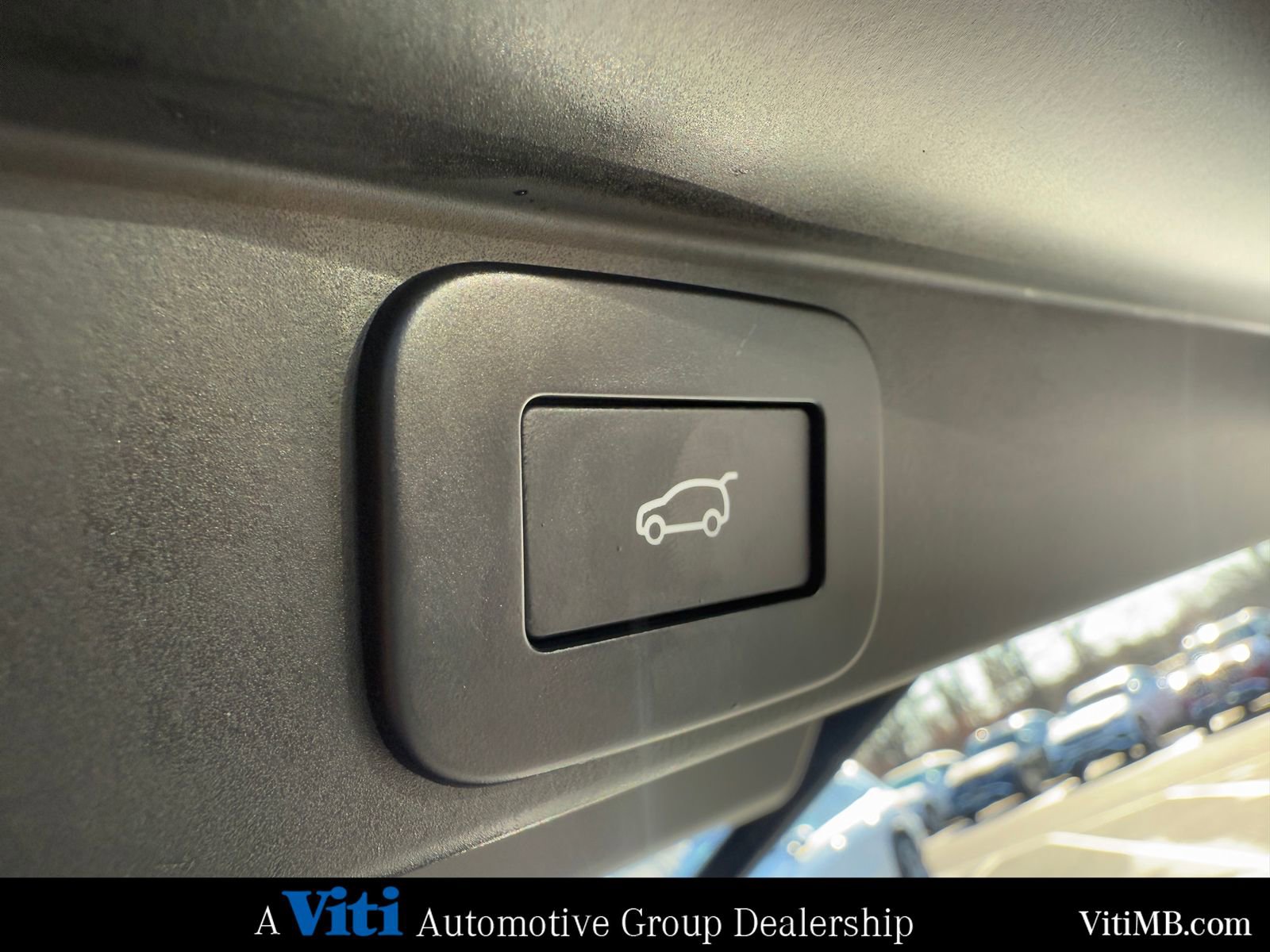 Used 2025 Land Rover Range Rover Long Wheelbase Autobiography image 25