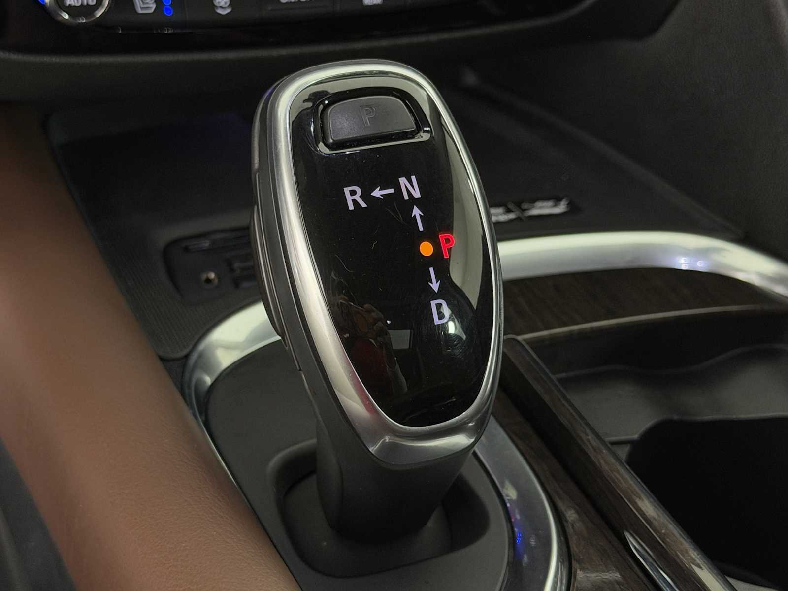Used 2021 Buick Enclave Avenir w/ Avenir Technology Package FWD image 35
