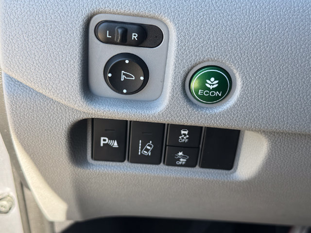 Used 2017 Honda Pilot Elite image 32