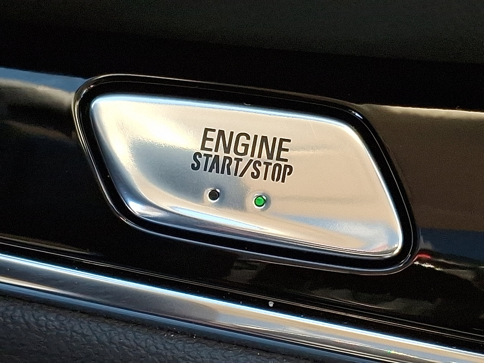 Used 2023 Buick Enclave Avenir w/ Avenir Technology Package image 24