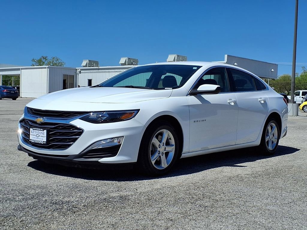 Used 2022 Chevrolet Malibu LS FWD image 7