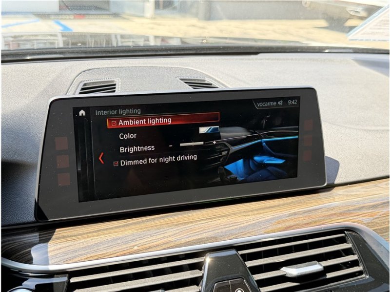 Used 2018 BMW 540i w/ Premium Package RWD image 44