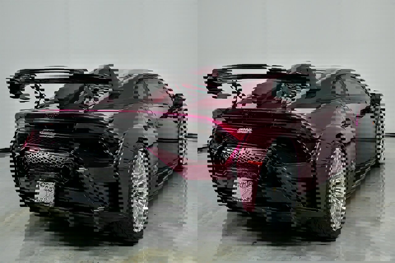 Used 2022 Lamborghini Huracan STO image 18