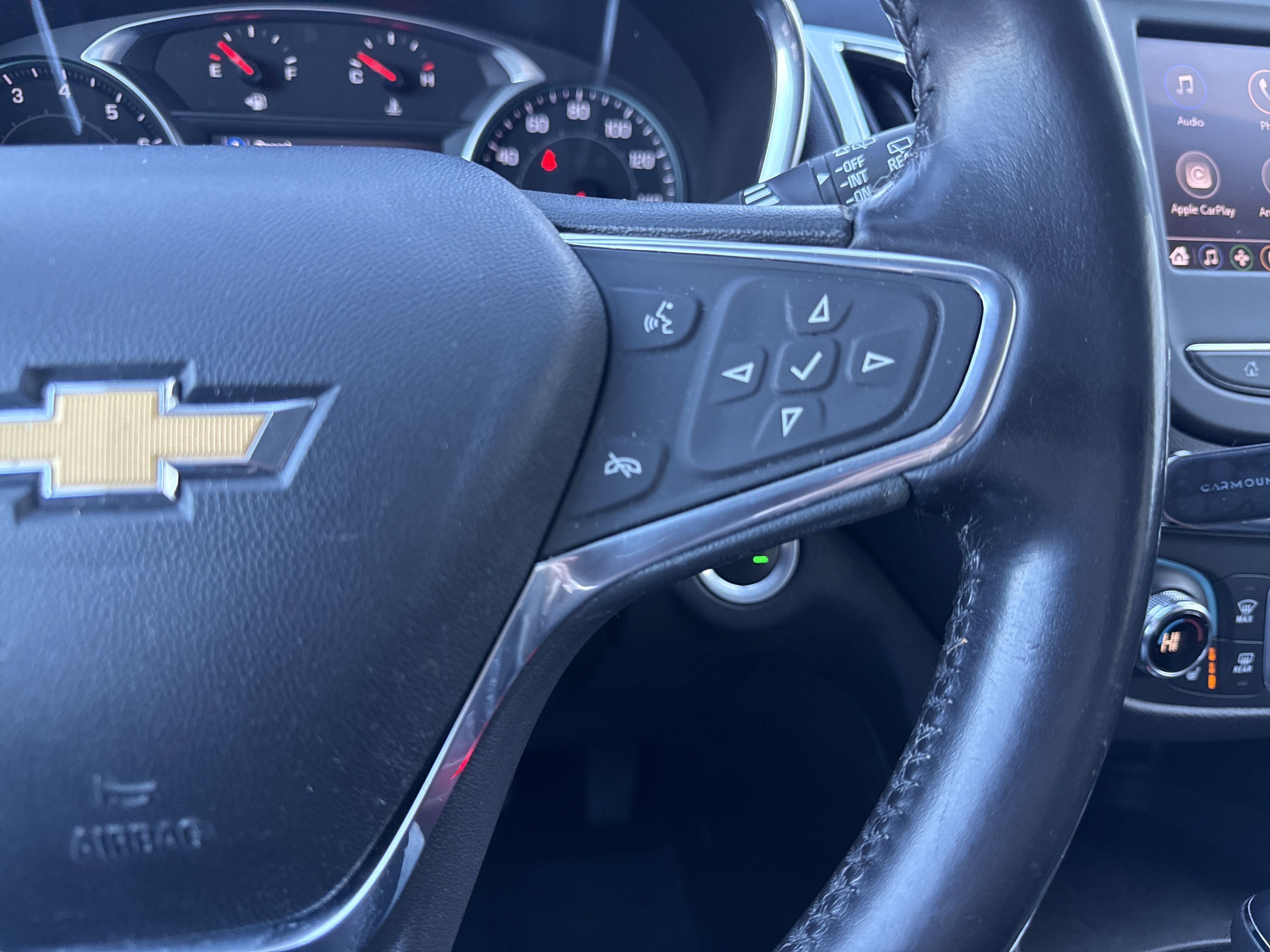 Used 2020 Chevrolet Equinox LT image 31