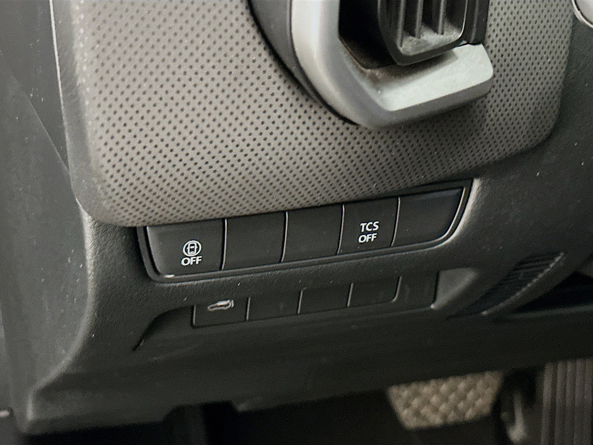 Used 2025 MAZDA CX-50 AWD 2.5 S w/ Preferred Package image 17