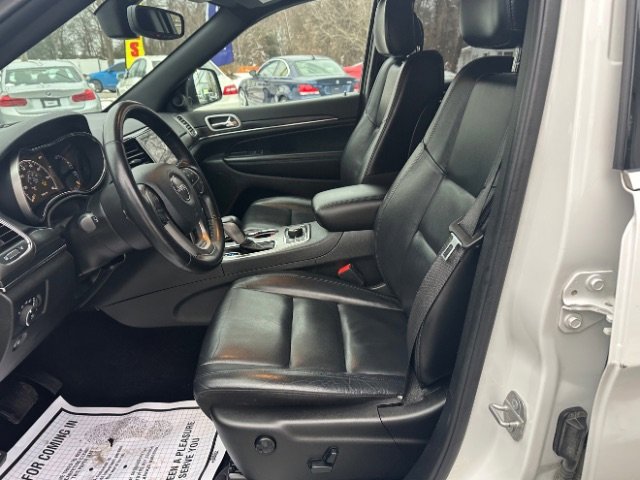 Used 2020 Jeep Grand Cherokee Limited image 16