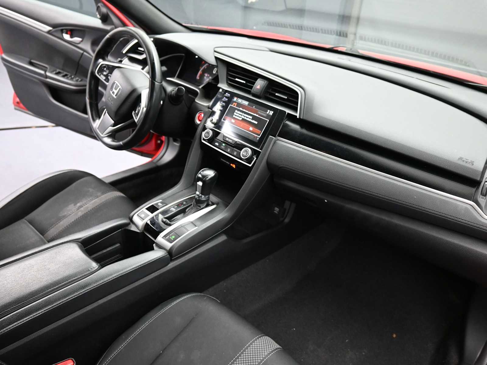 Used 2019 Honda Civic Sport image 24