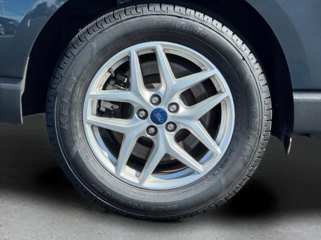Used 2022 Ford Edge SEL w/ Convenience Package AWD/4WD image 9