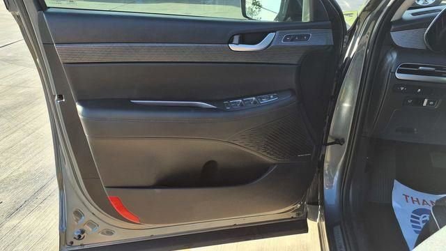Used 2023 Hyundai Palisade Limited w/ Cargo Package image 22