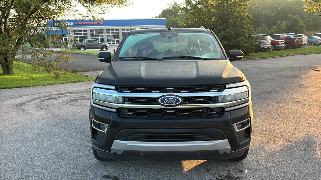 Used 2024 Ford Expedition Max Limited AWD/4WD image 6