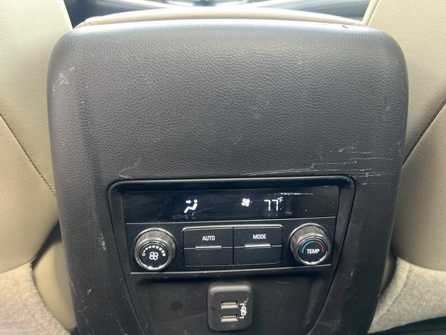 Used 2020 Buick Enclave Essence AWD/4WD image 21