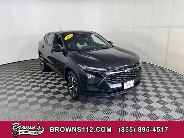 Used 2024 Chevrolet Trax RS FWD image 1