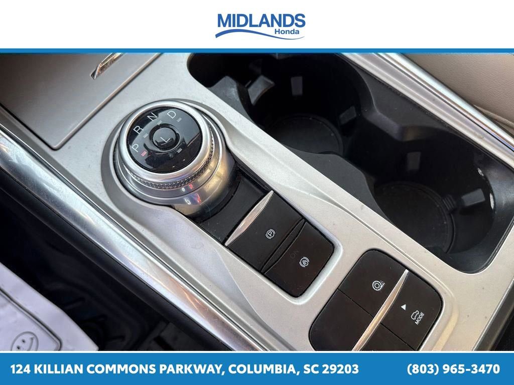 Used 2023 Ford Explorer XLT w/ Equipment Group 202A RWD image 33
