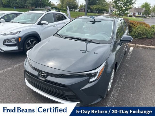 Used 2026 Toyota Corolla XLE FWD image 1