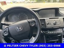 Used 2017 Honda Accord Sport image 18