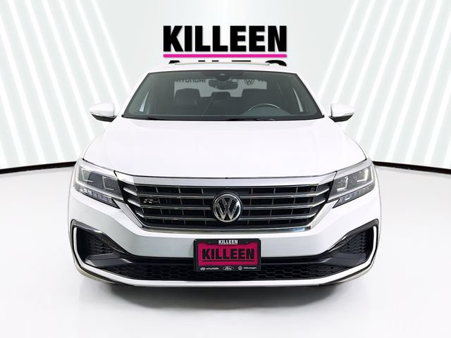 Used 2022 Volkswagen Passat 2.0T R-Line FWD image 2