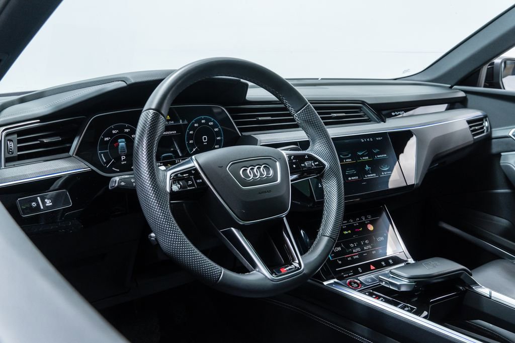 Certified 2023 Audi e-tron S Prestige w/ Prestige Package AWD/4WD image 4