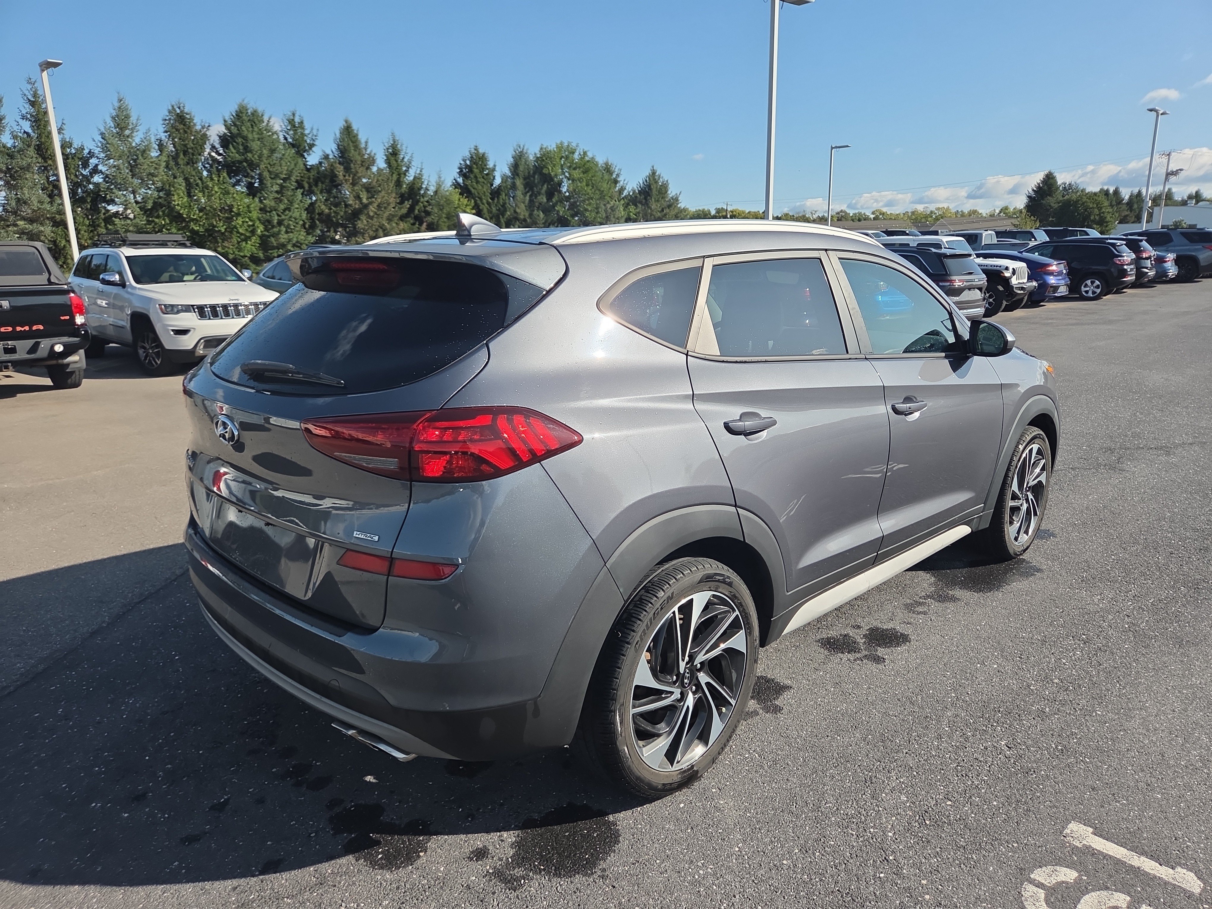 Used 2019 Hyundai Tucson Sport w/ Cargo Package AWD/4WD image 16