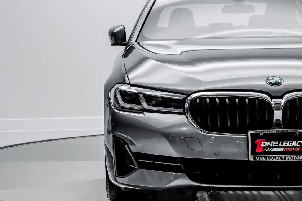 Used 2023 BMW 530i w/ Premium Package RWD image 47