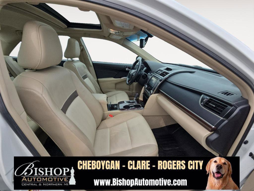 Used 2013 Toyota Camry XLE w/ Leather Pkg image 29