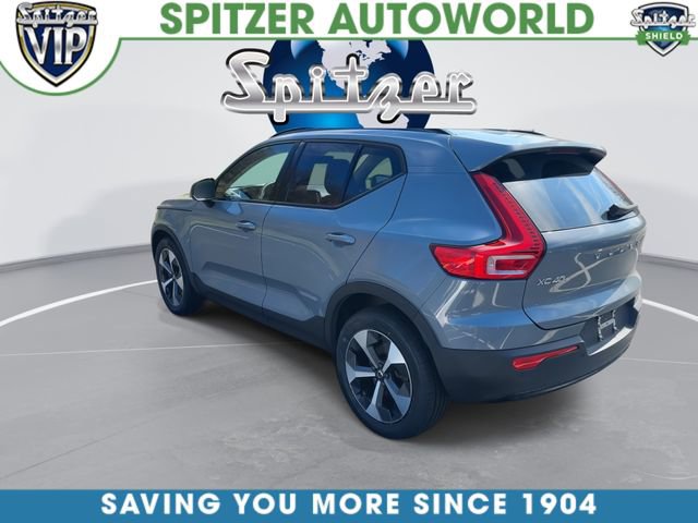 Used 2023 Volvo XC40 B5 Plus w/ Climate Package image 8